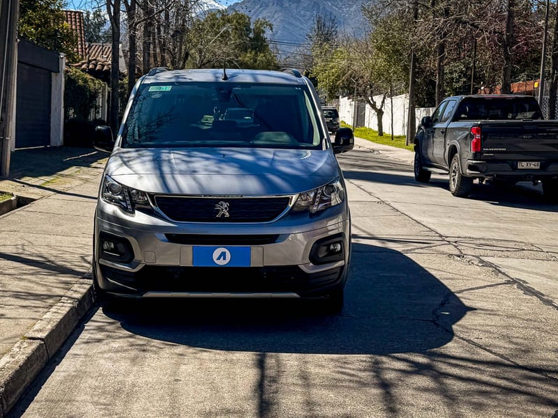 Peugeot Rifter BlueHDI 1.5 2024 - Imagen 6 de 20