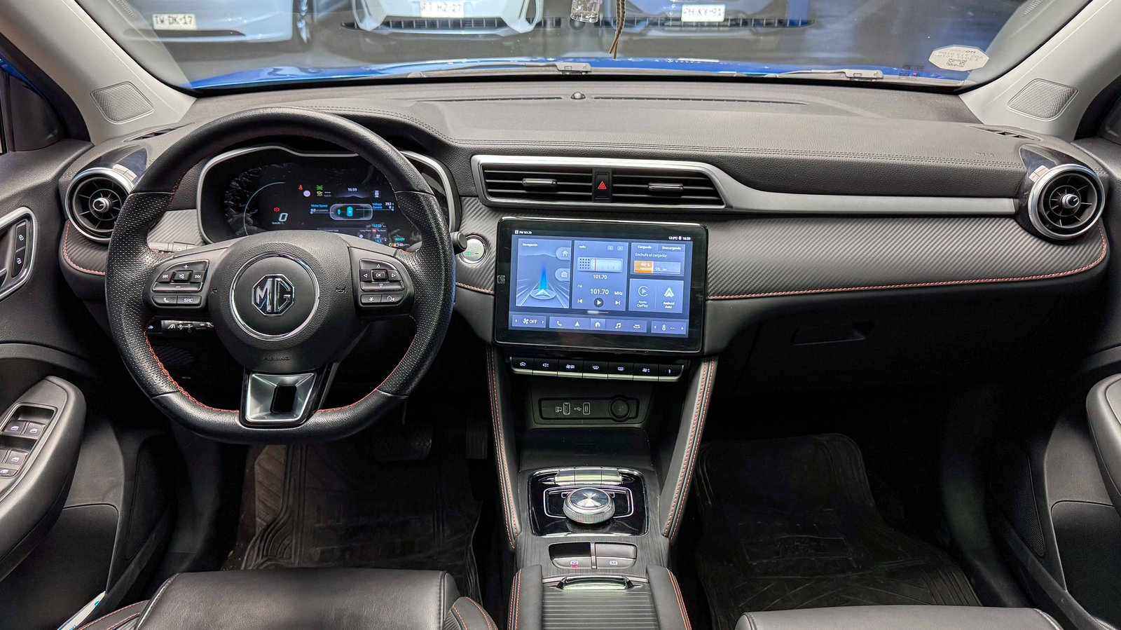 MG ZS EV DLX 2024 - Imagen 15 de 20