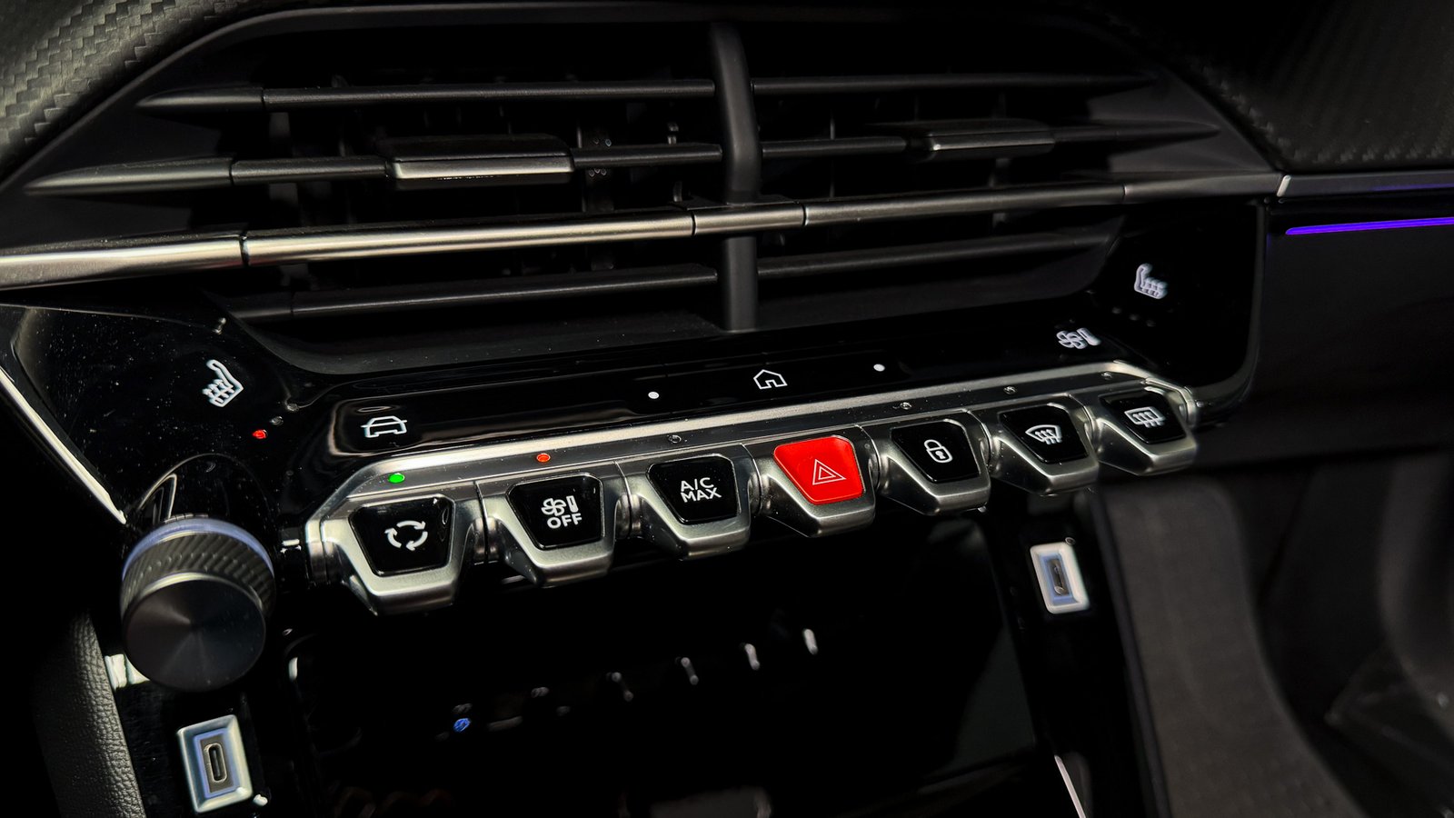 Peugeot 2008 GT Hybrid AT 1.2 2026 - Imagen 18 de 20