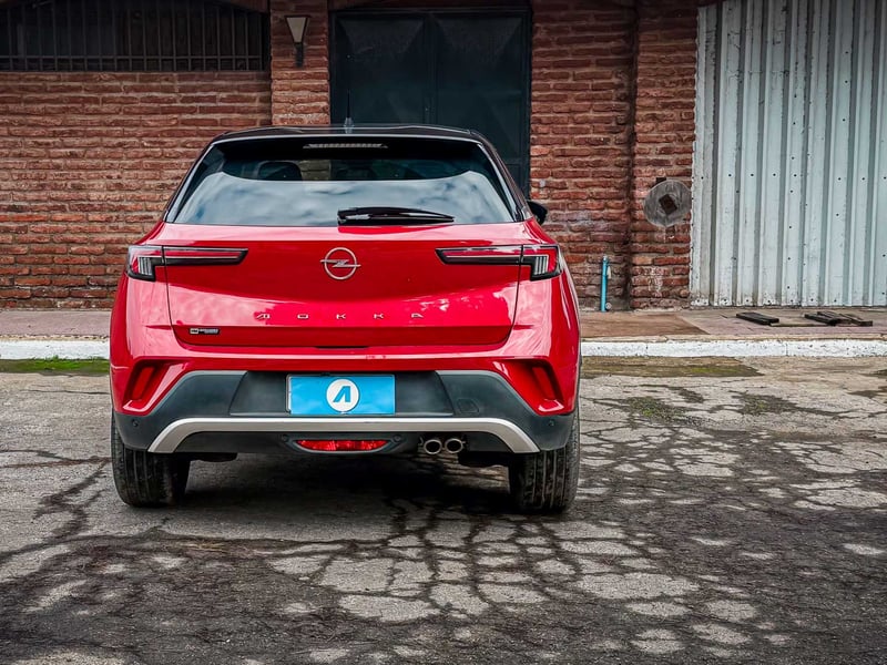 Opel Mokka GS Line 1.2 T AT 2022 - Imagen 3 de 20