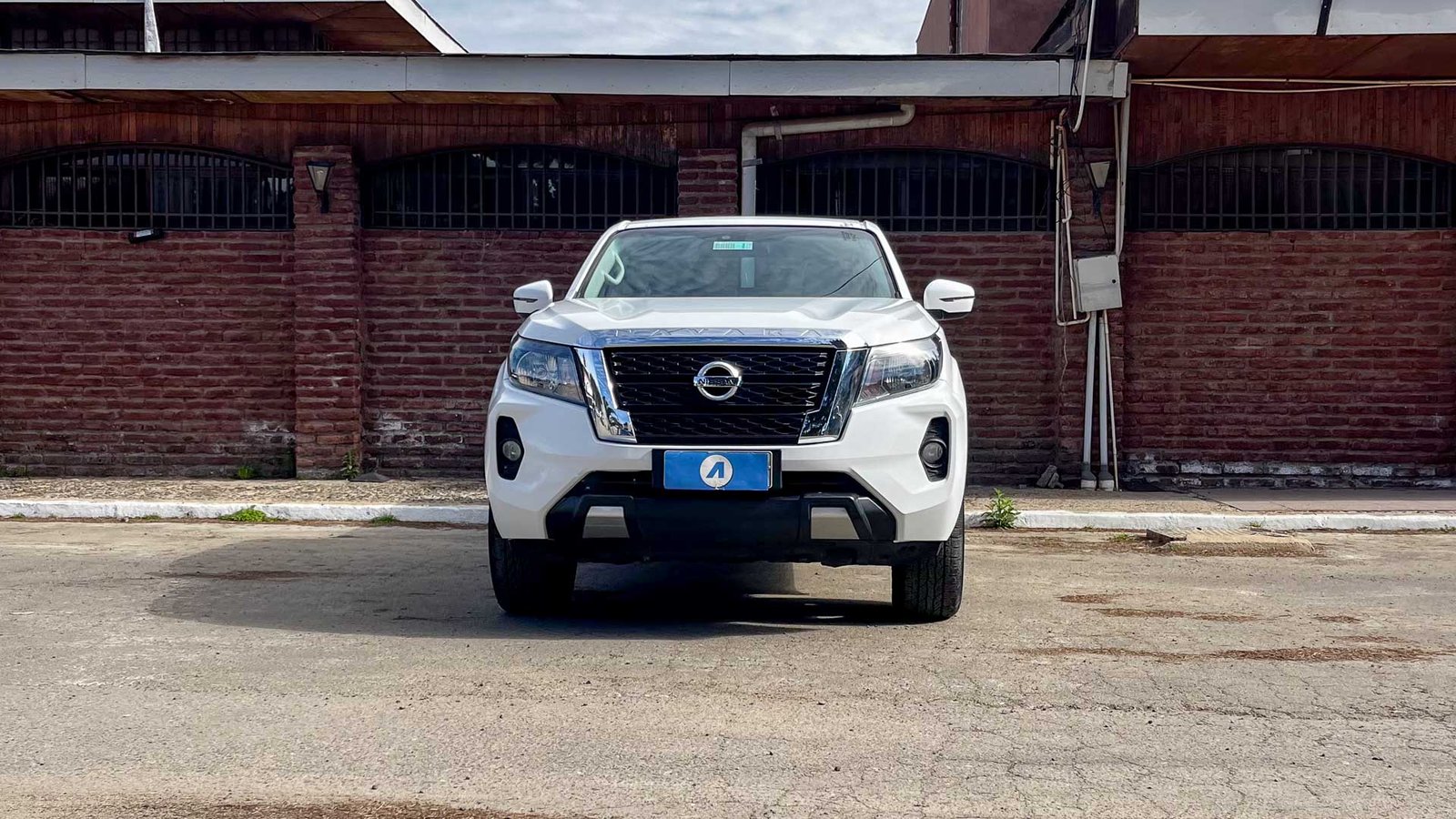 Nissan Navara XE MT 4x2 2.3 2021 - Imagen 4 de 12