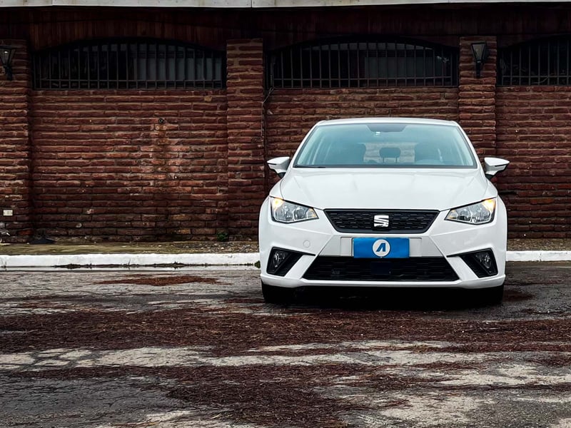 SEAT Ibiza Style 1.6 AT 2021 - Imagen 6 de 20