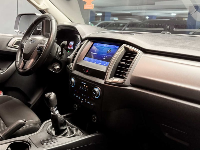 Ford Ranger XLT DC 4x2 3.2 2022 - Imagen 14 de 20