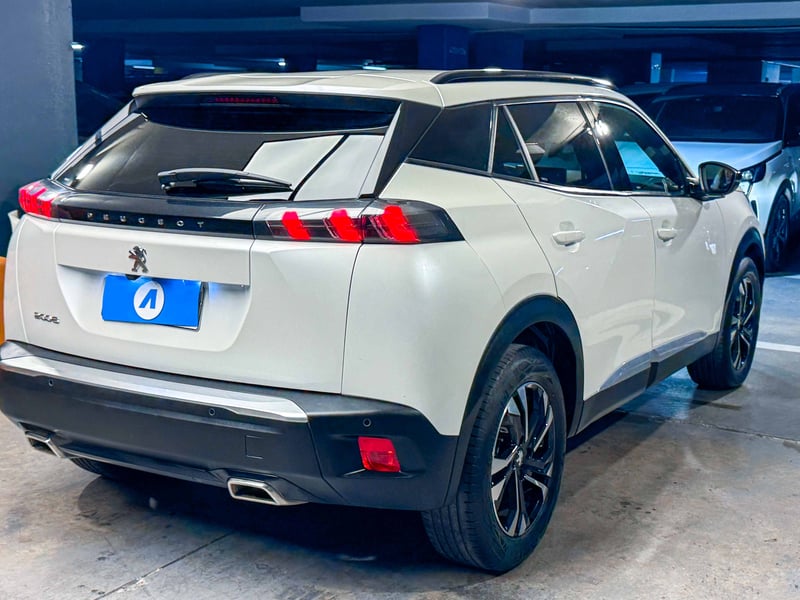 Peugeot 2008 Allure Puretech 1.2 2023 - Imagen 4 de 20