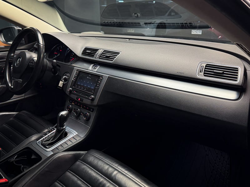 Volkswagen Passat CC TDI 2.0 AT 2018 - Imagen 14 de 20