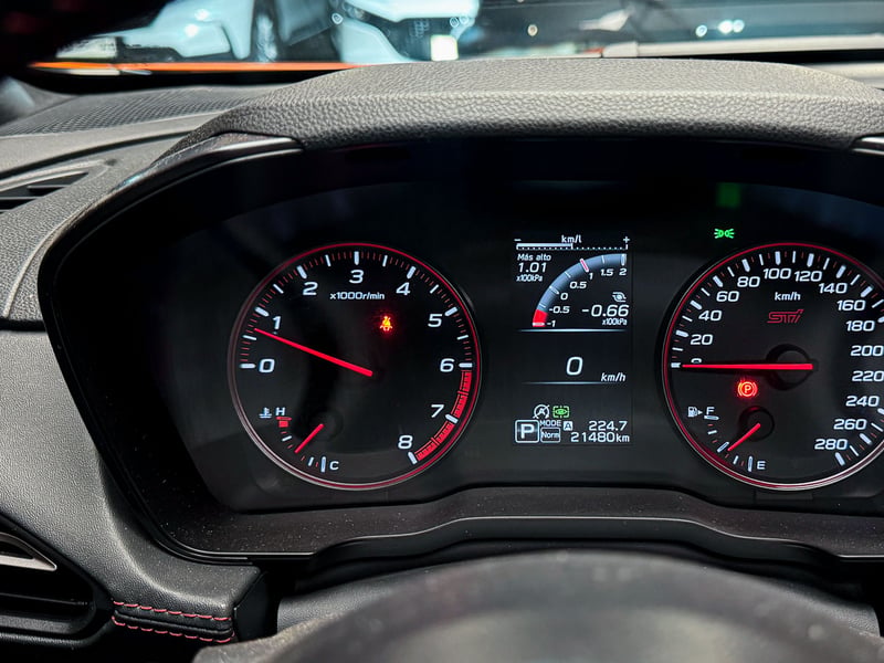 Subaru WRX Touring AWD CVT 2.4 2025 - Imagen 8 de 20