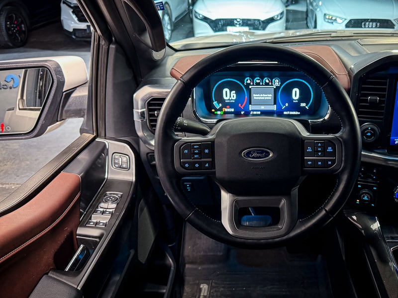 Ford F150 Lariat Sport 5.0 2022 - Imagen 15 de 20