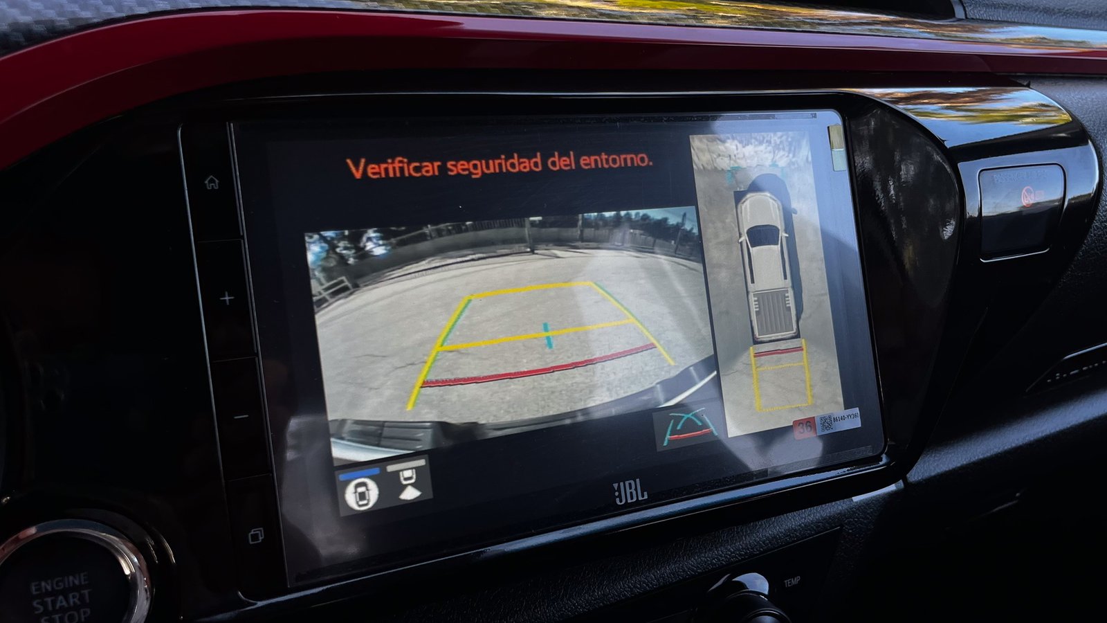 Toyota Hilux GRS 4WD AT 2.8 2025 - Imagen 16 de 20