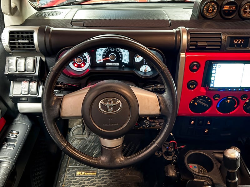 Toyota FJ Cruiser Limited 4x4 4.0 2013 - Imagen 10 de 20