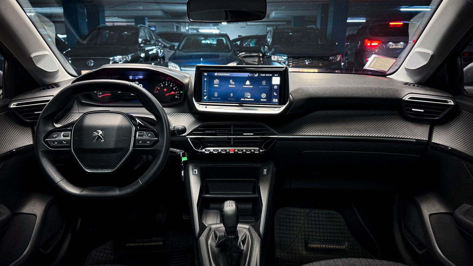 Peugeot 208 Style Puretech 1.2 2023 - Imagen 15 de 20