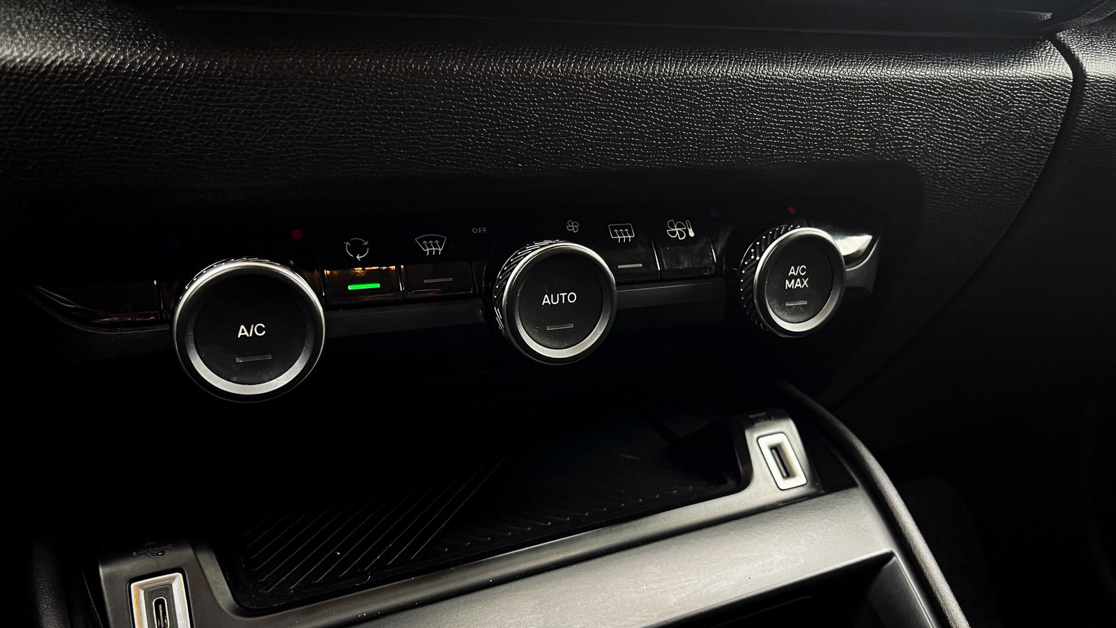 Citroën C4 Feel 1.2 AT 2022 - Imagen 15 de 19
