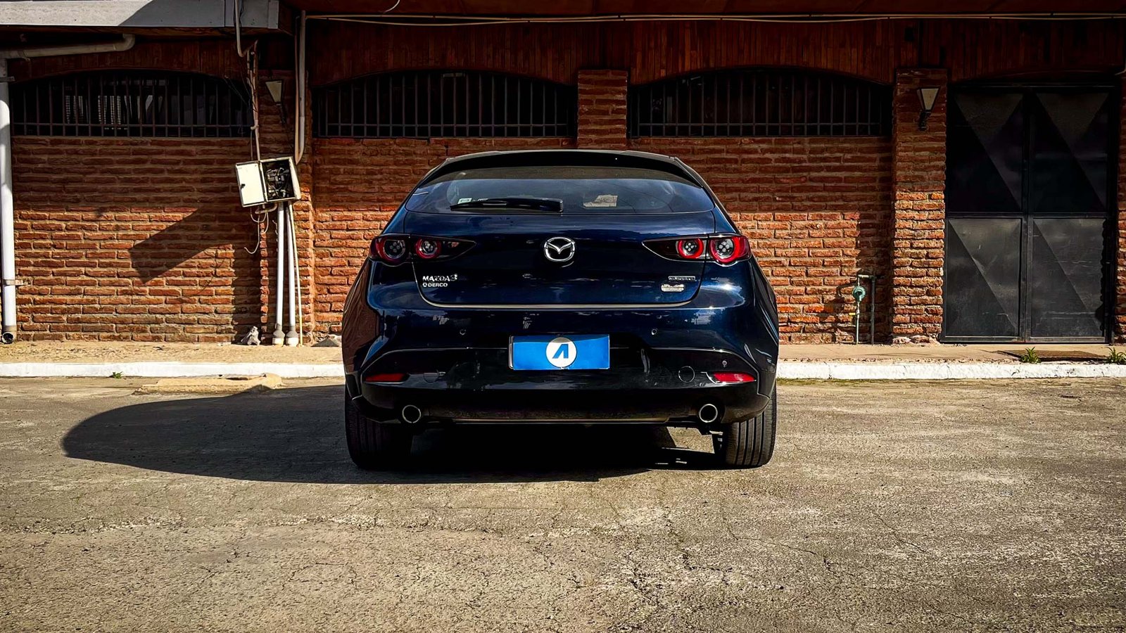 Mazda 3 V Sport HB 2.0 2021 - Foto 3 de 20