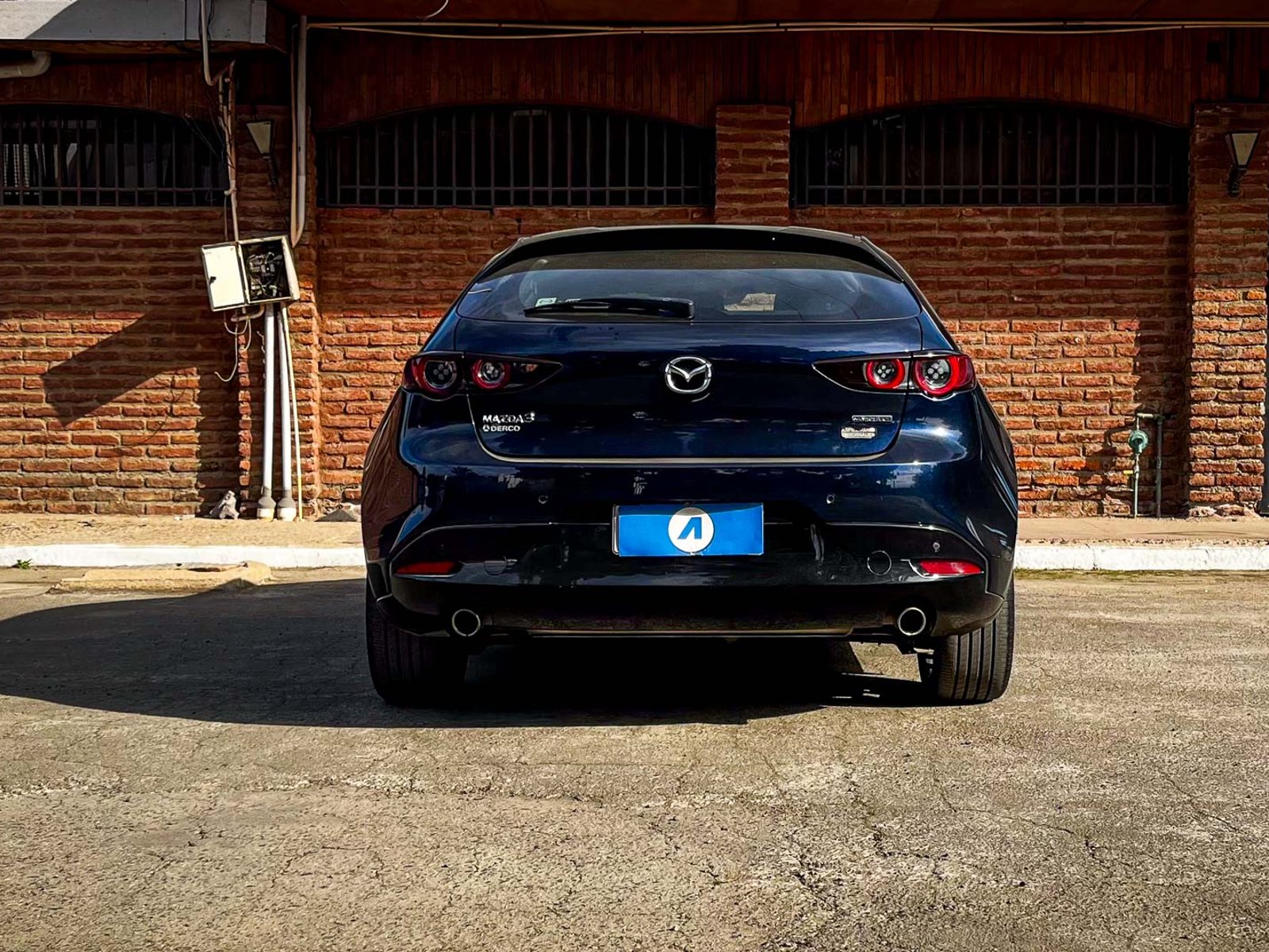 Mazda 3 V Sport HB 2.0 2021 - Foto 3 de 20