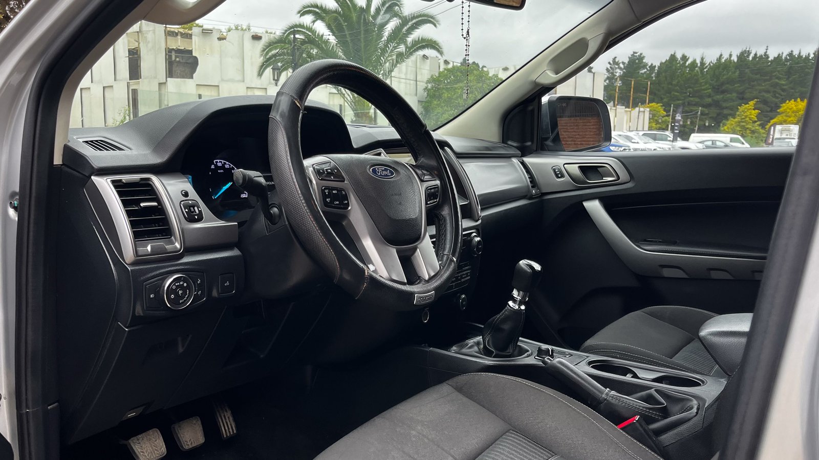 Ford Ranger XLT 4X4 3.2 2022 - Imagen 11 de 20