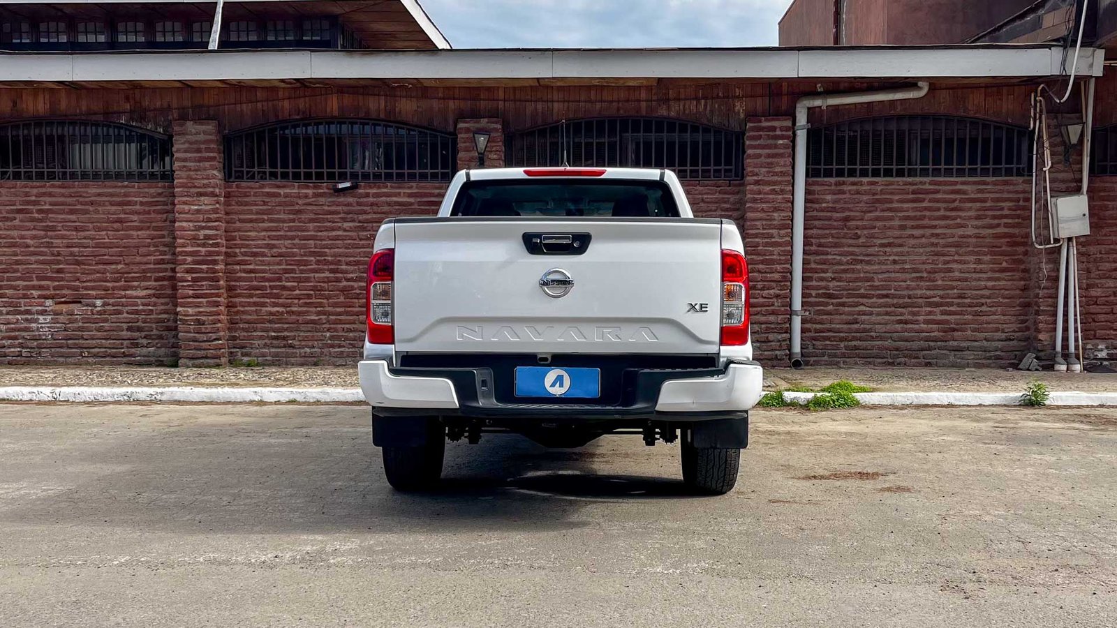 Nissan Navara XE MT 4x2 2.3 2021 - Imagen 3 de 12