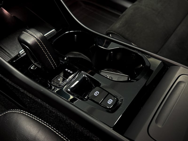 Volvo XC40 T5 R-Design 2.0 2020 - Imagen 20 de 20