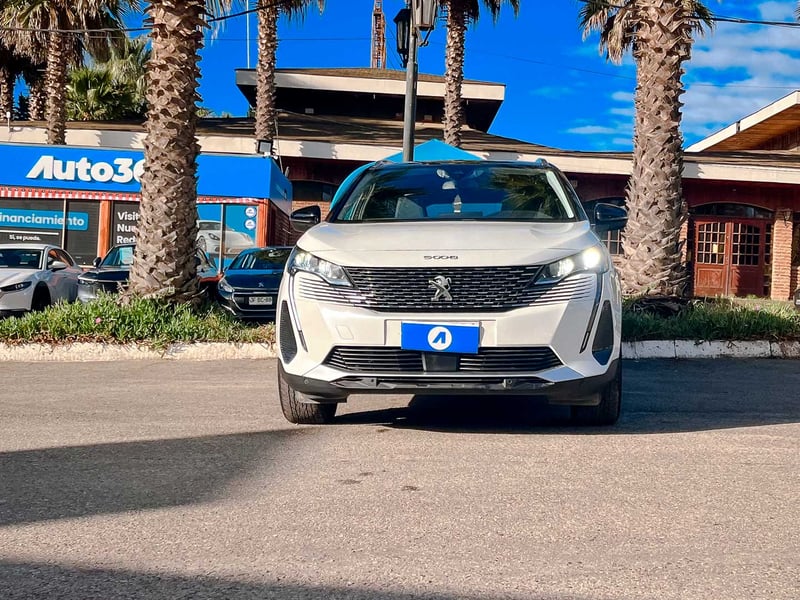 Peugeot 5008 Allure Pack Blue HDI 1.5 2023 - Imagen 6 de 20