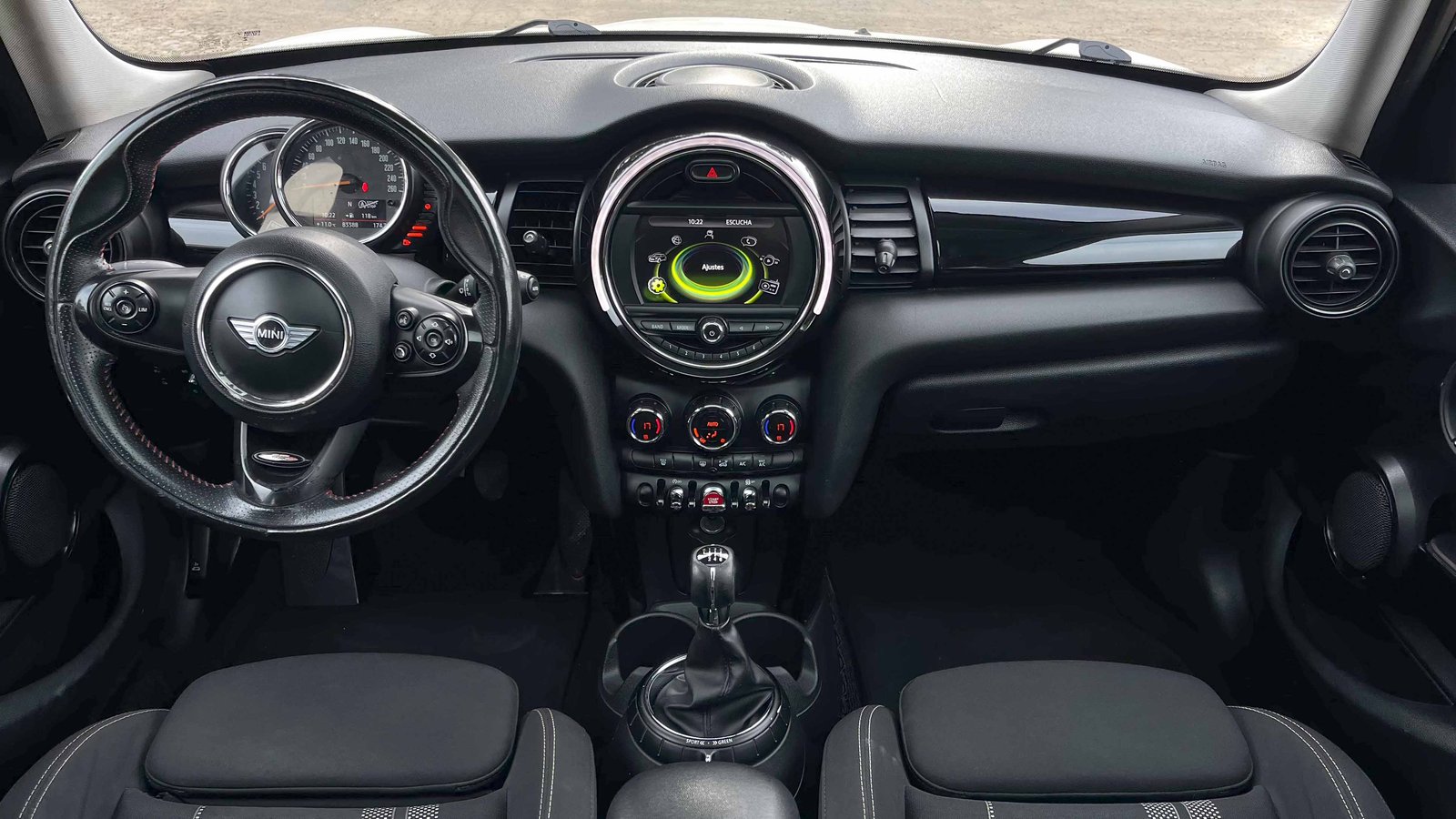 MINI Cooper S 2.0 2016 - Imagen 15 de 20