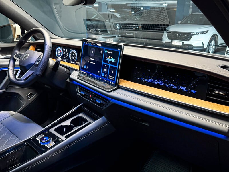 Volkswagen Tiguan R-Line 1.4TSI 2026 - Imagen 13 de 20
