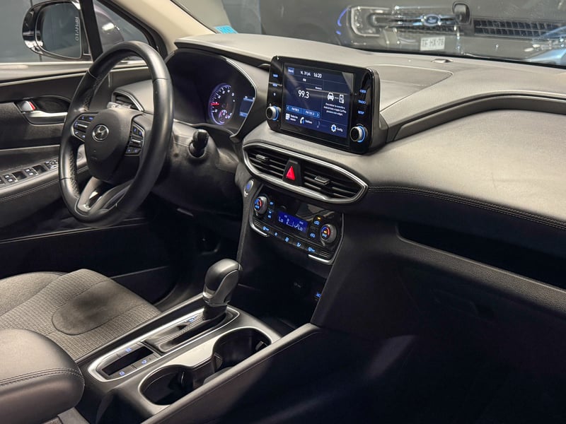 Hyundai Santa Fe Plus AT 2.5 2022 - Imagen 13 de 20