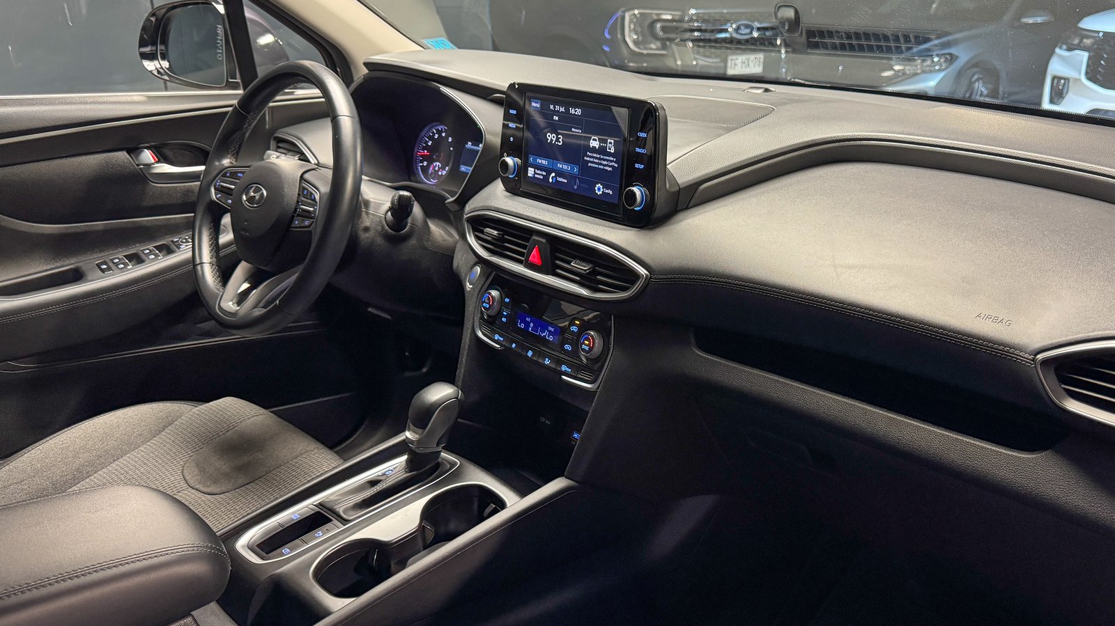 Hyundai Santa Fe Plus AT 2.5 2022 - Imagen 13 de 20