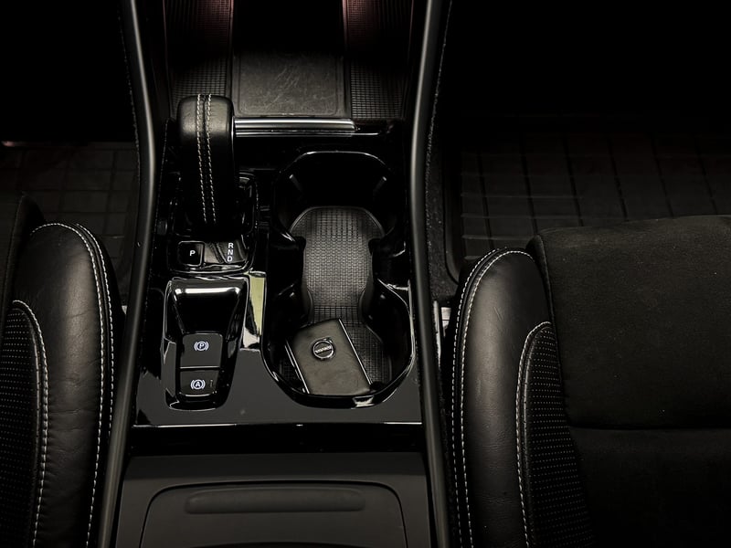 Volvo XC40 T5 R-Design 2.0 2020 - Imagen 19 de 20