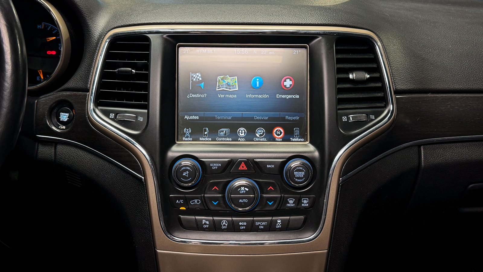 Jeep Grand Cherokee Limited 4WD 2018 - Imagen 15 de 20
