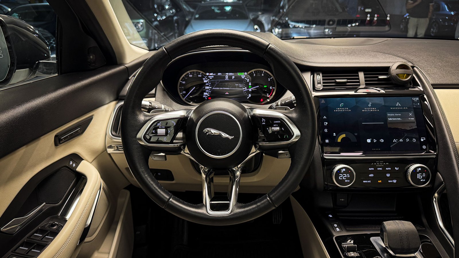 Jaguar E-Pace S AWD 2.0 2022 - Imagen 11 de 20