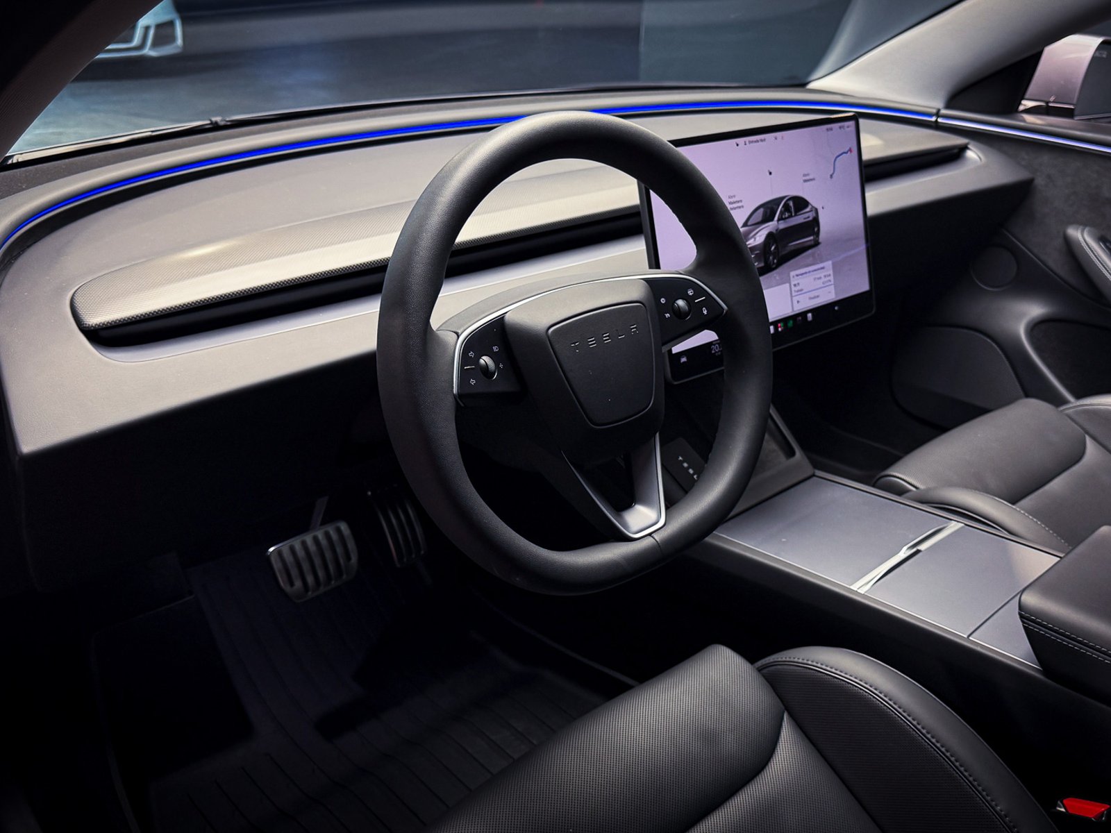 Tesla Model 3 Performance AWD 2025 - Foto 2 de 10