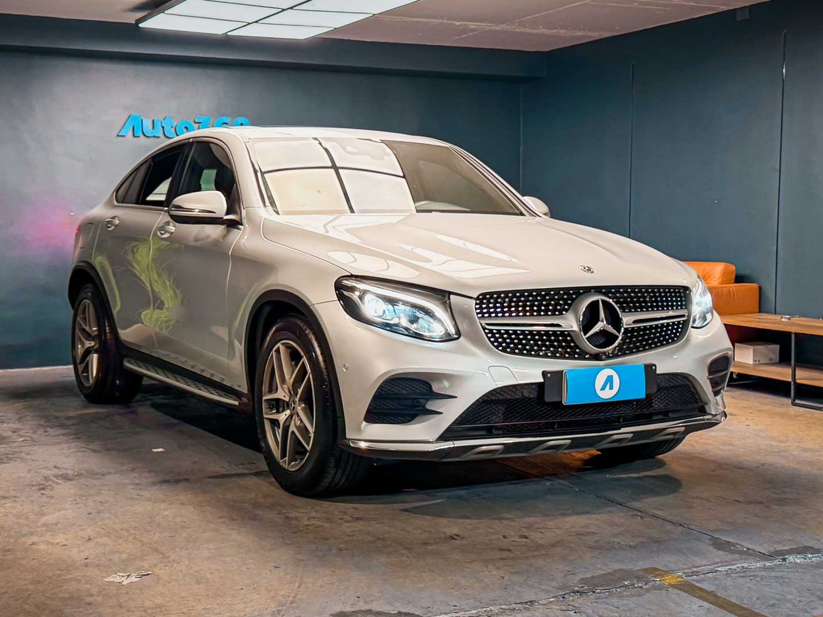 Mercedes-Benz GLC 300 Coupé AMG Line 2019 - Foto 5 de 20