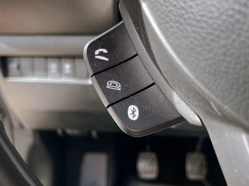 Suzuki Swift GL Hibrido 1.2 MT 2024 - Imagen 10 de 20