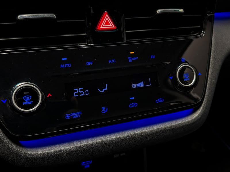 Hyundai Ioniq EV AT 2022 - Imagen 17 de 20