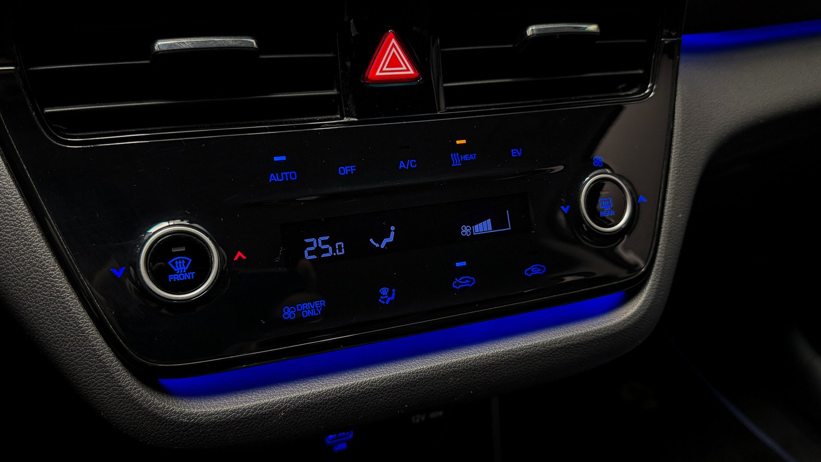 Hyundai Ioniq EV AT 2022 - Imagen 17 de 20