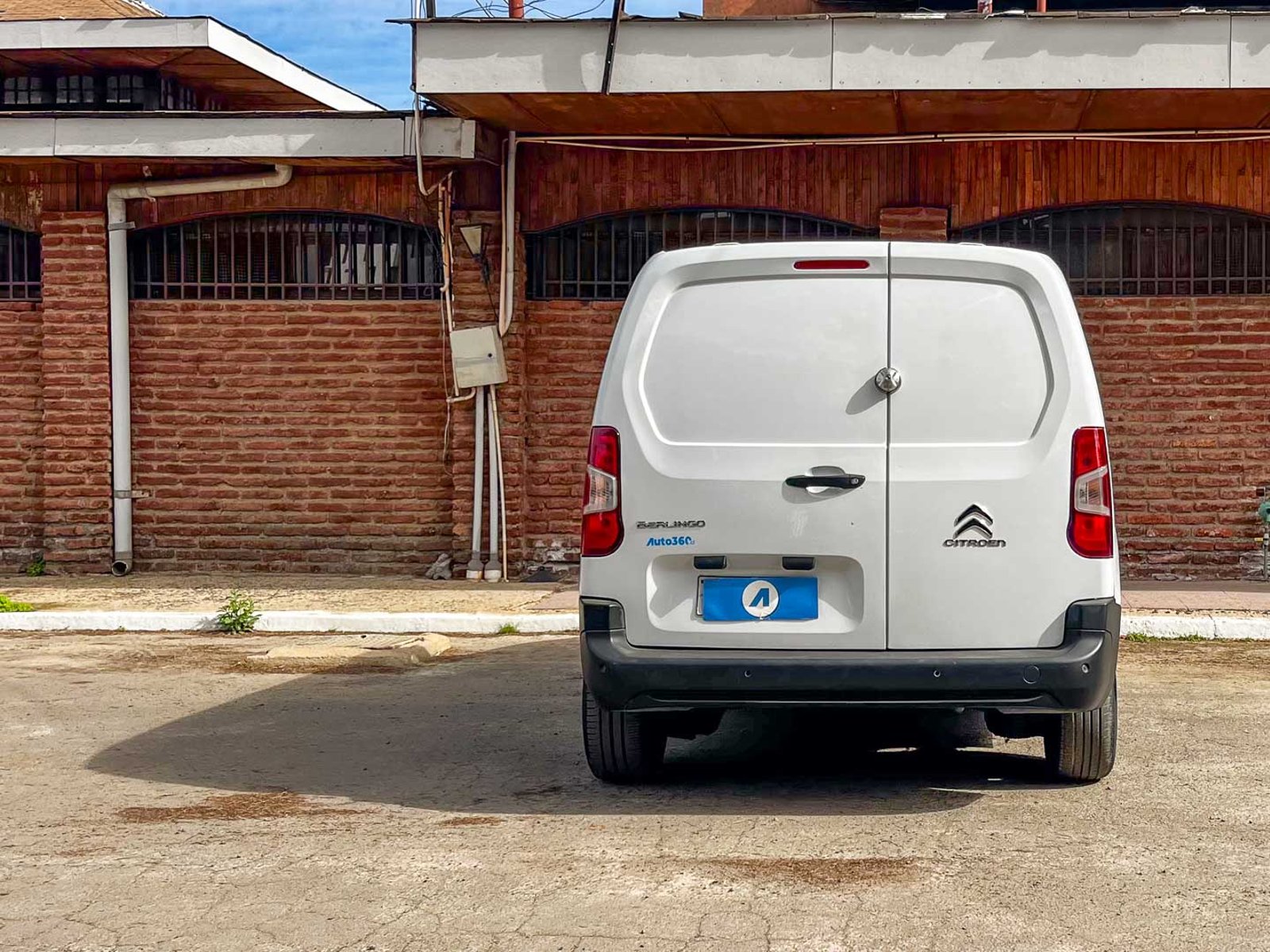 Citroën Berlingo M HDI 1.5 2024 - Foto 3 de 18