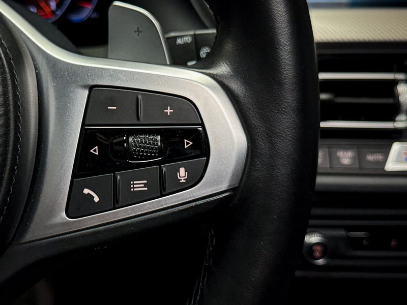 BMW 135I xDrive 2.0 2023 - Imagen 10 de 20