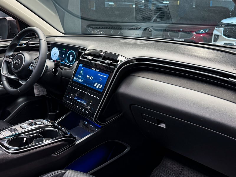 Hyundai Tucson NX4 Limited GDI AWD 1.6T 2024 - Imagen 13 de 20