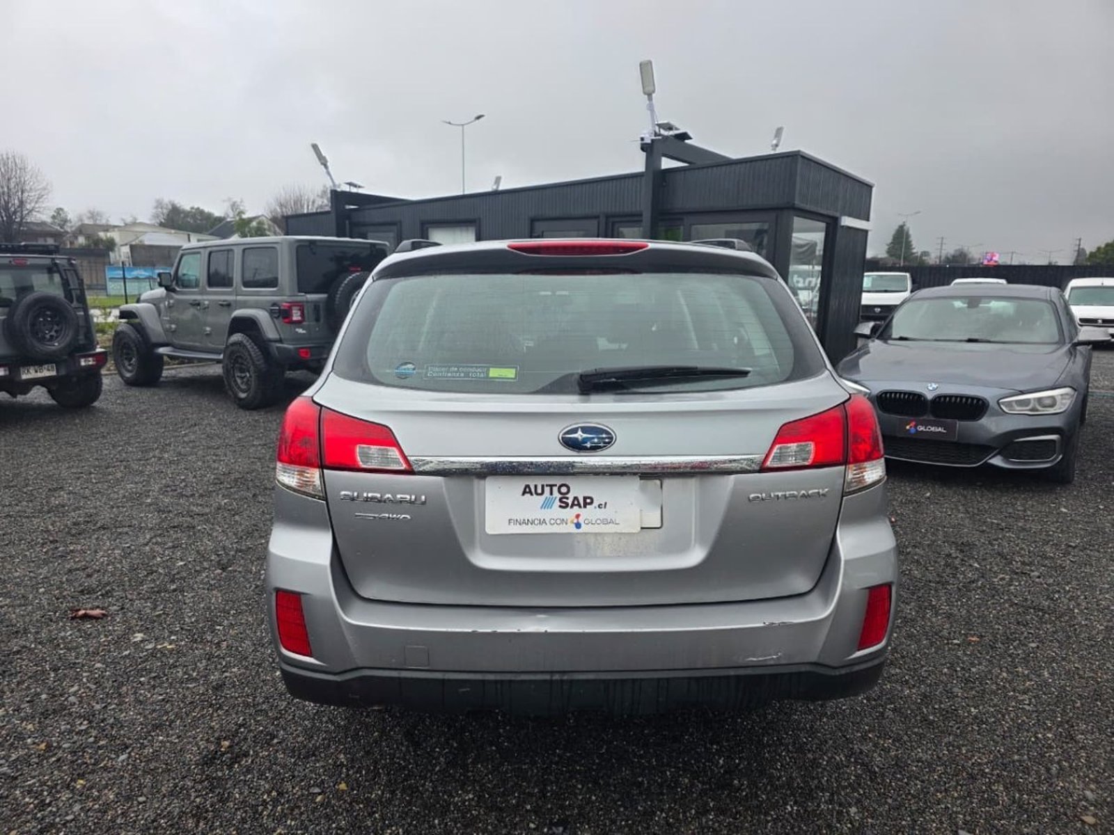 SUBARU OUTBACK ALL NEW OUTBACK 2.5 I AWD 2011 - Imagen 7 de 10