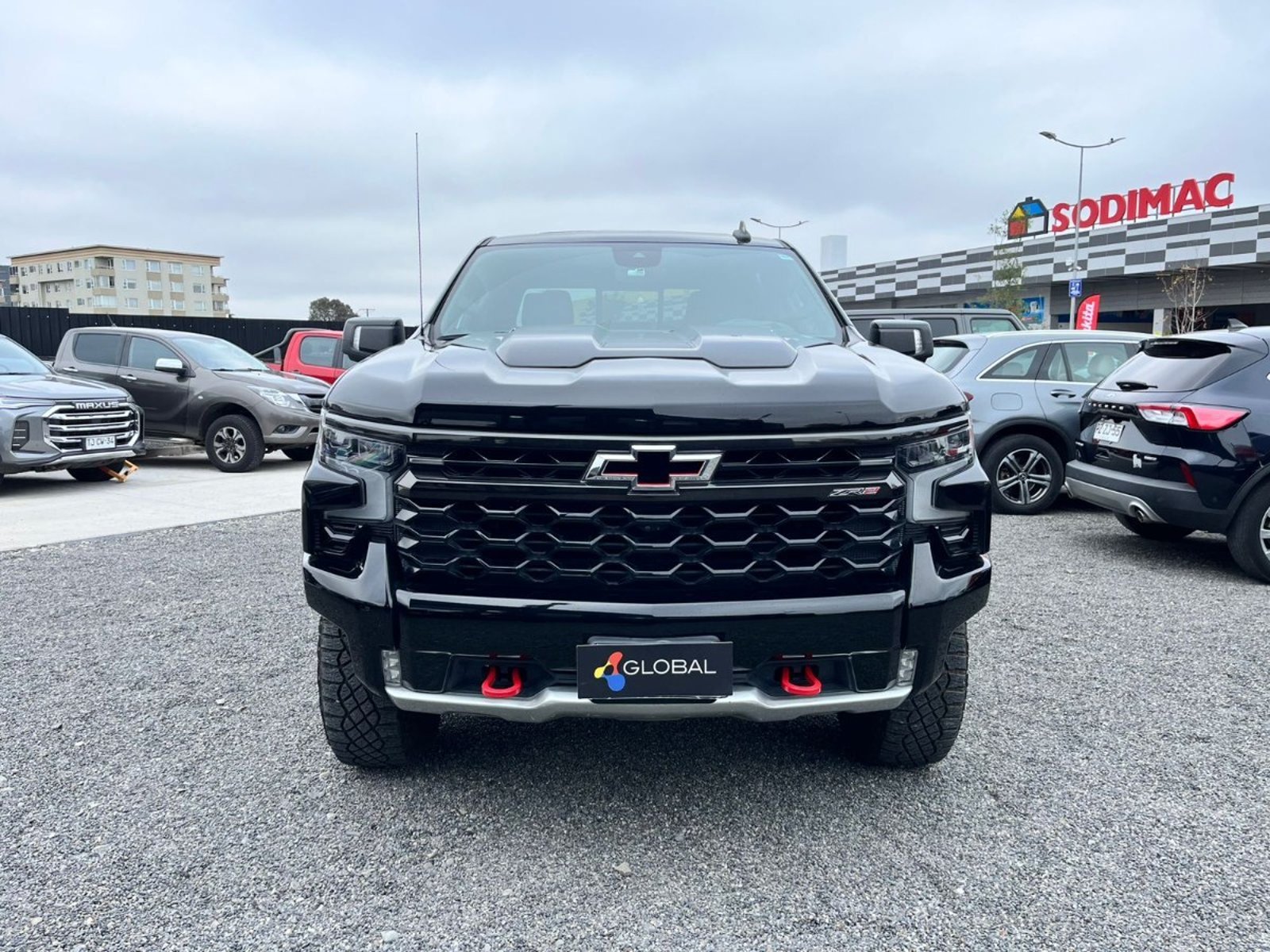 Chevrolet SILVERADO ZR2 6.2 AT 4X4 2023 - Foto 2 de 10
