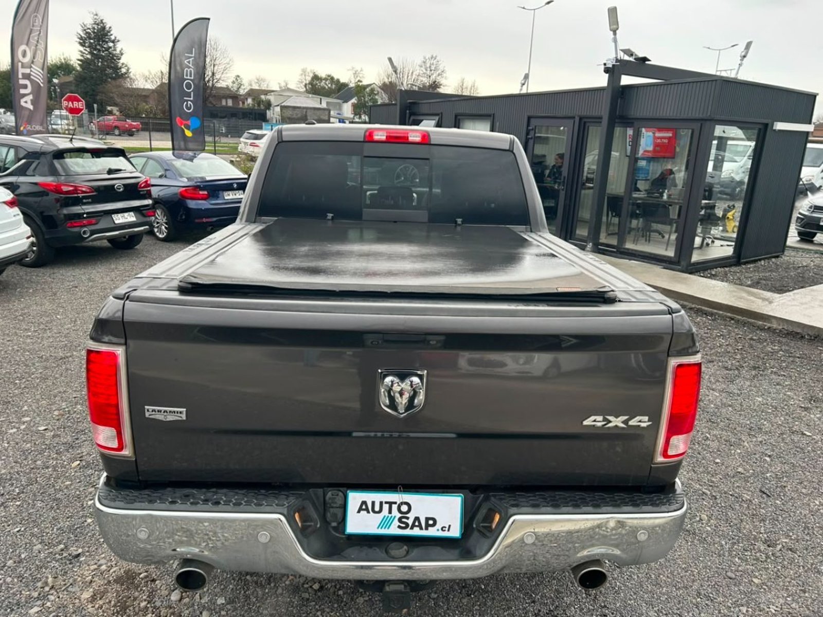 RAM 1500 CREW CAB LARAMIE 5.7 CC V8 2019 - Imagen 9 de 10