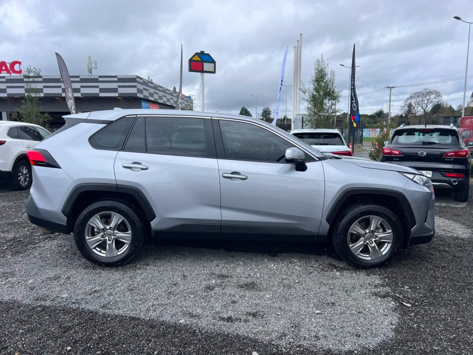 Toyota RAV 4 2.0 AUT LE 4X2 2025 - Foto 4 de 10