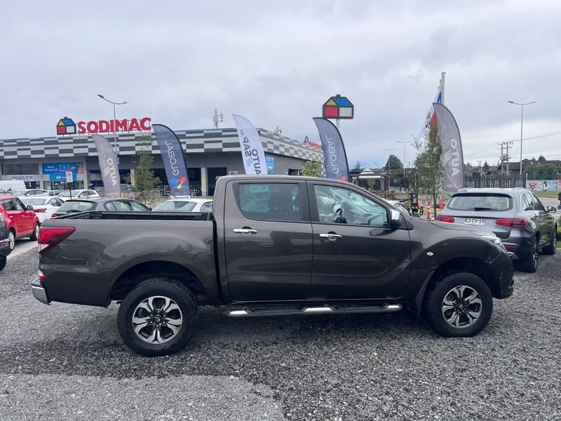 Mazda BT-50 DCAB SDX 4X4 2.2 2021 - Imagen 4 de 10