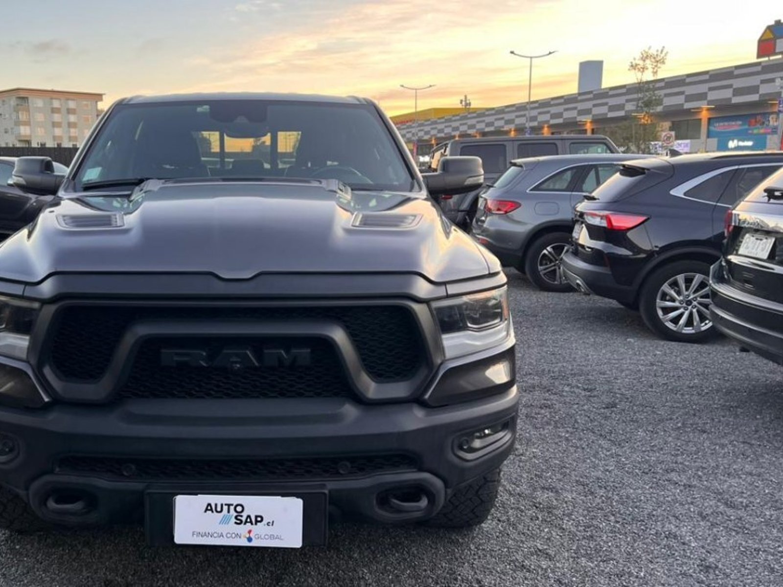RAM 1500 1500 REBEL CREW DCAB 4X4 5.7 AUT 2024 - Foto 2 de 10