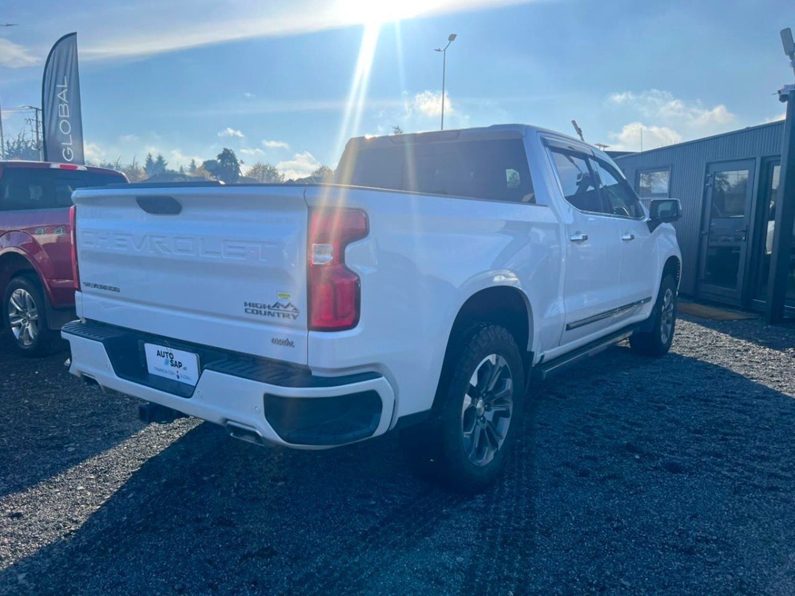 Chevrolet SILVERADO 4X4 3.0L AUT HIGH COUNTRY DIESEL 2023 - Imagen 5 de 10