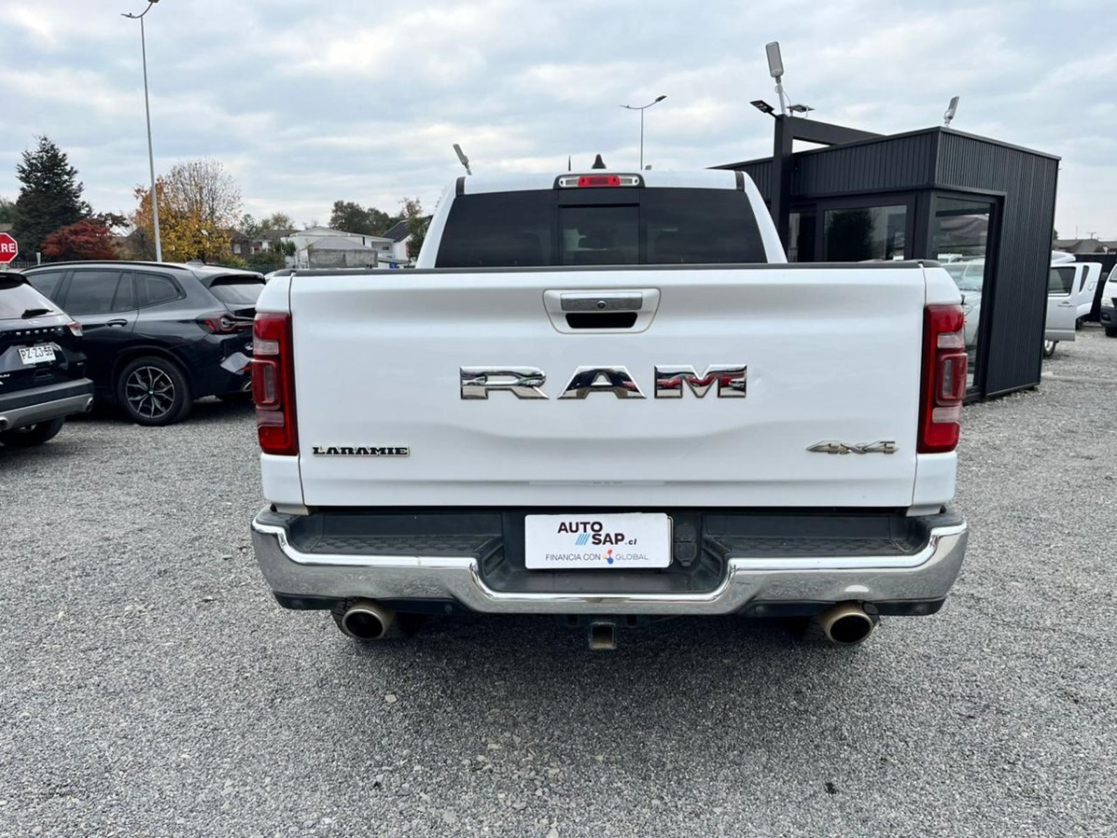 RAM 1500 LARAMIE DCAB 4X4 5,7 AUT 2020 - Imagen 6 de 10
