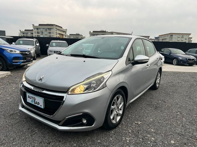 Peugeot 208 208 ACTIVE 1.2 AT 2016