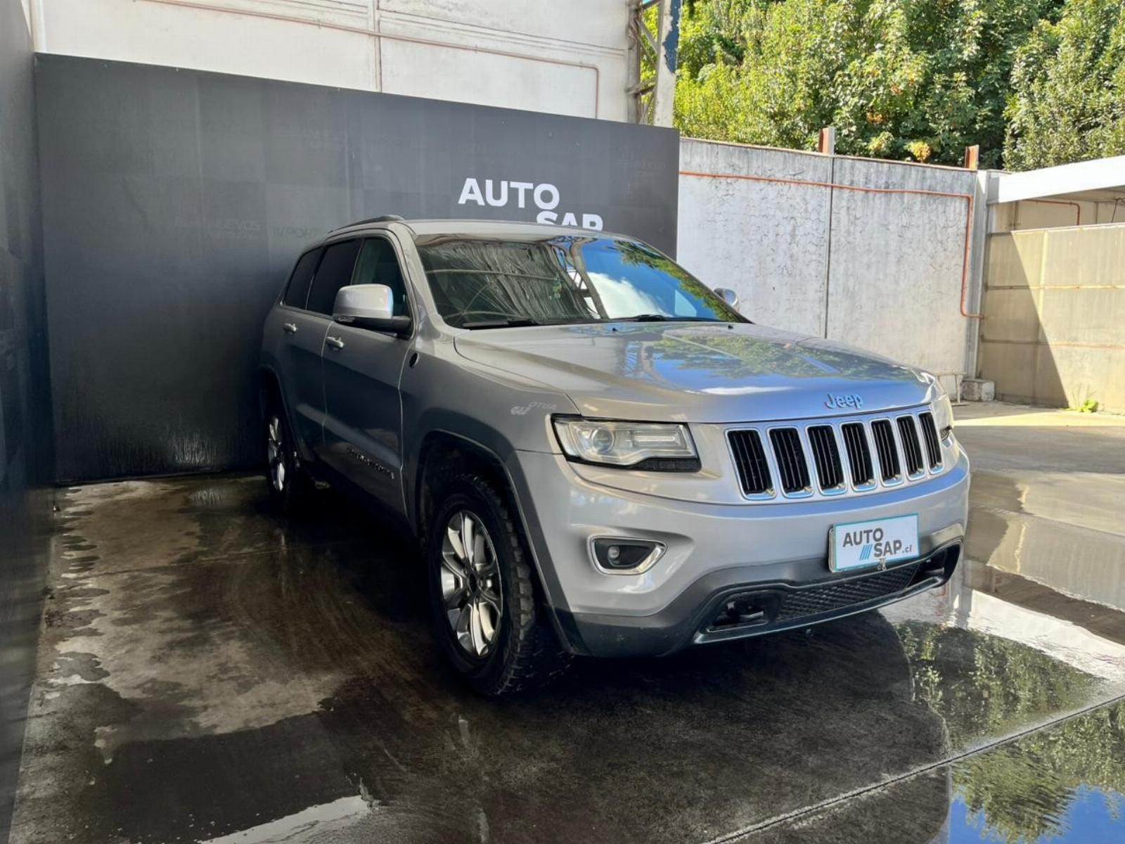 Jeep NEW GRAND CHEROKEE 4X4 3.6 AUT LAREDO 2014 - Imagen 4 de 8
