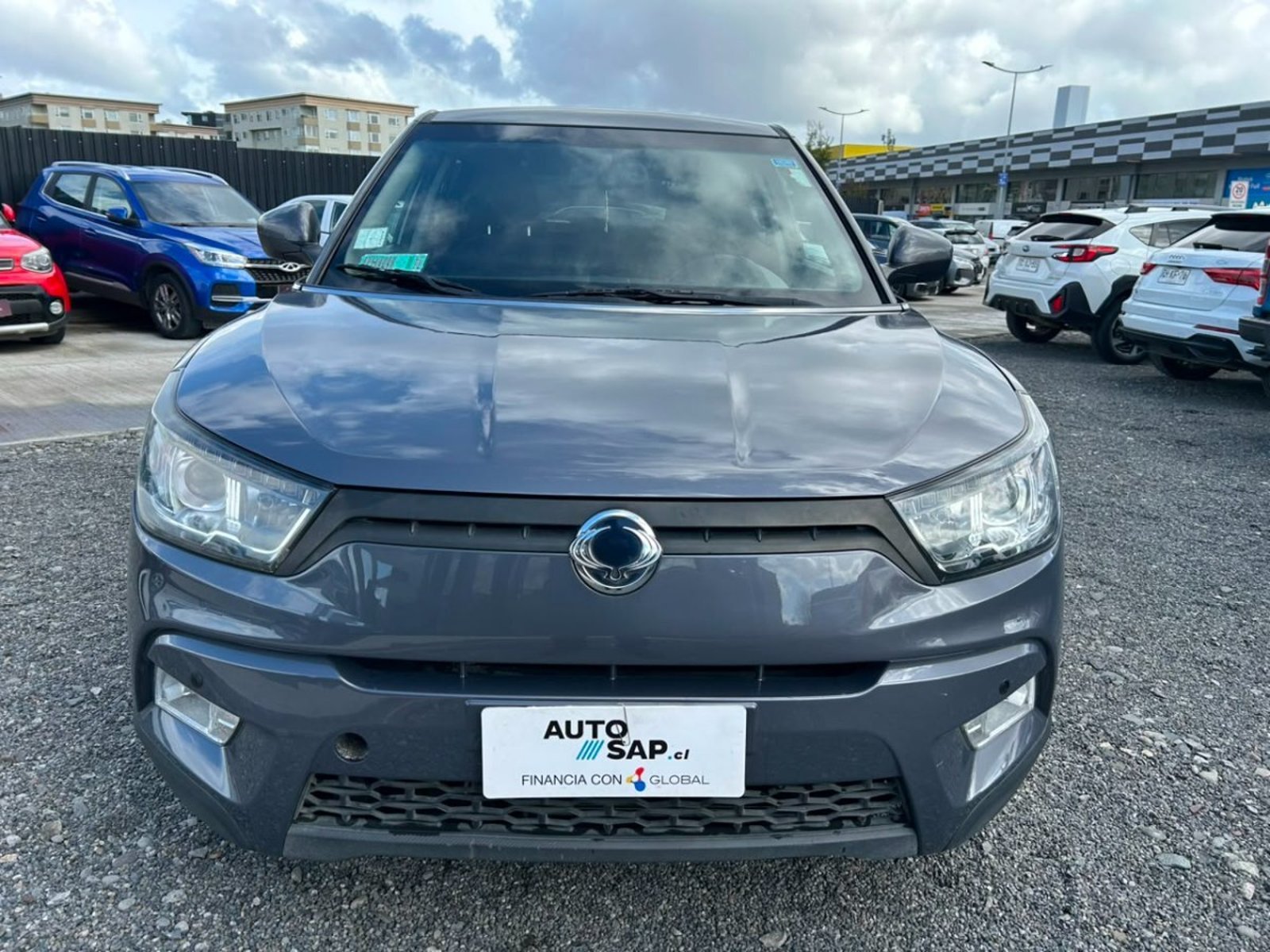 SsangYong TIVOLI 1.6 MT 2020 - Foto 2 de 10