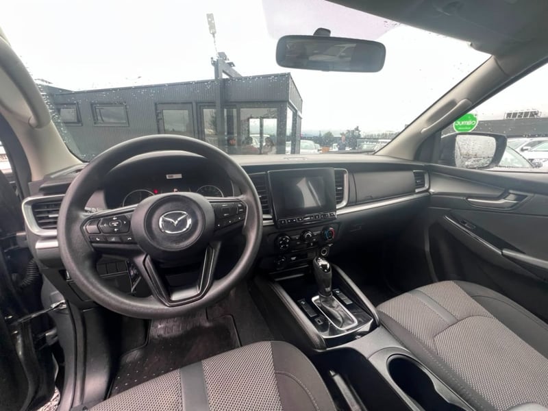 Mazda BT-50 BT50 4X4 3.0 AUT 2023 - Imagen 8 de 10