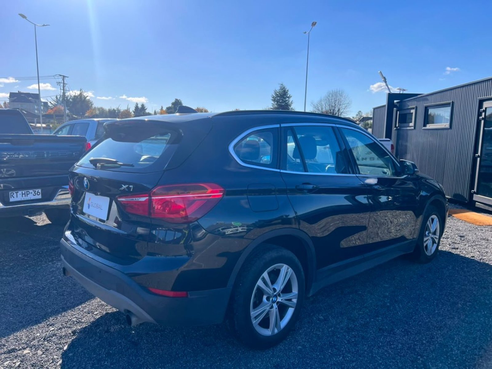 BMW X1 2.0 URBAN MILLENIAL SDRIVE 20I 4X2 AT 2018 - Foto 5 de 10