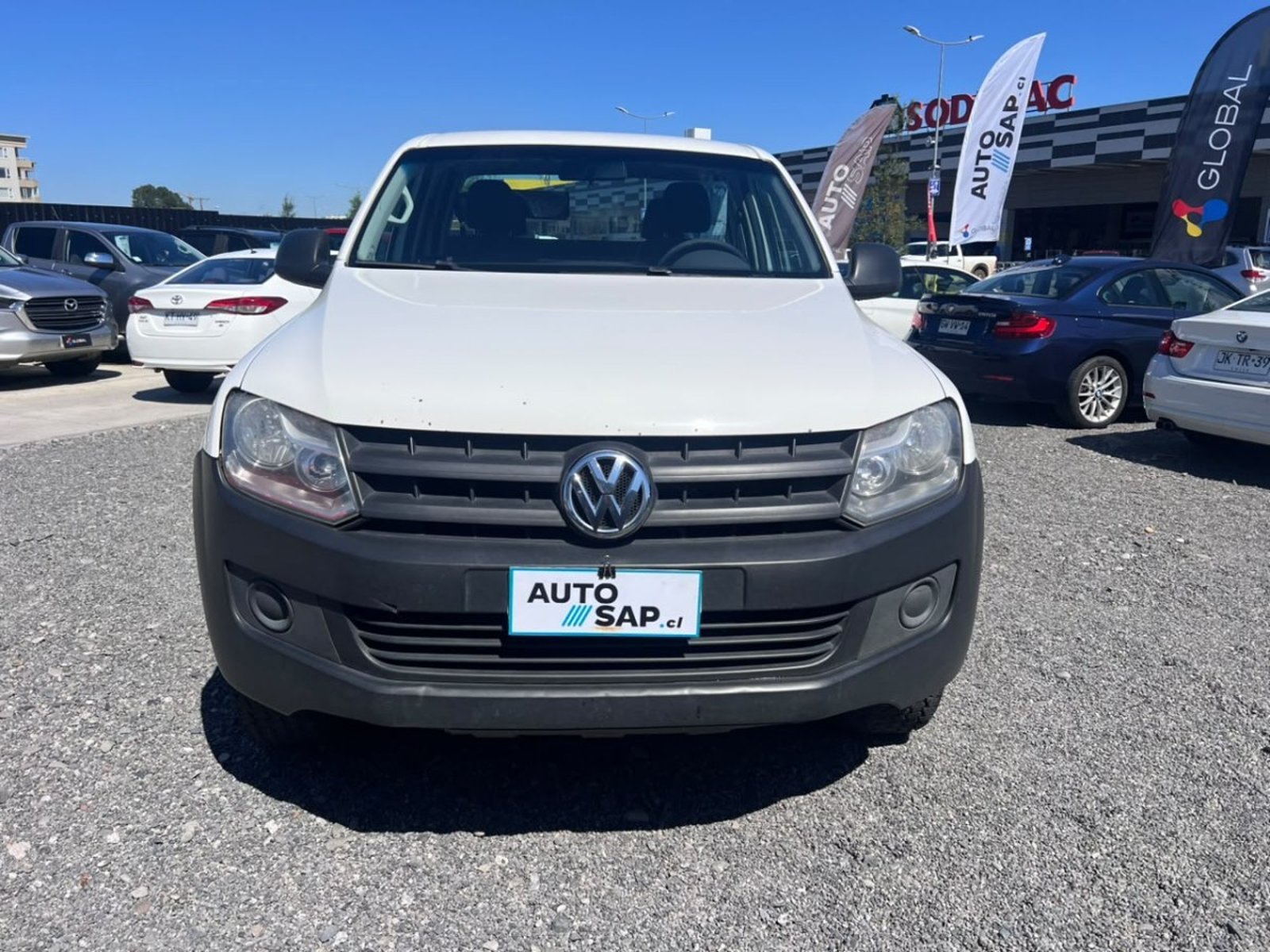 Volkswagen AMAROK POWER PLUS 2.0 AUT 4x2 2016 - Foto 2 de 10
